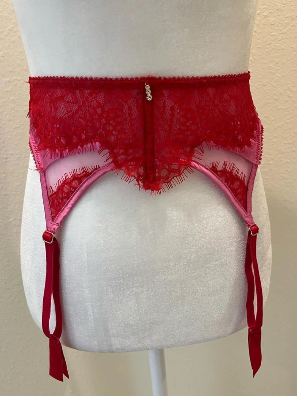Ann Summers Garter/ Suspender Belt Lovers Spark Pink & Red Small
